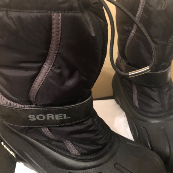 Sorel boots - Picture 5 of 5